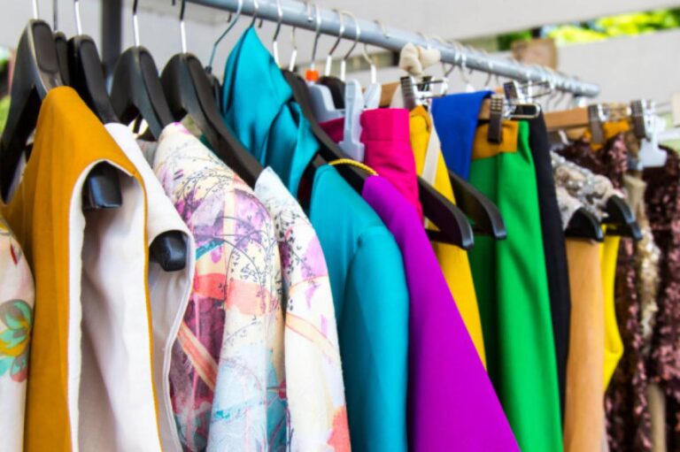 Discovering The Unique Benefits Of Buying Clothes From Pakistan